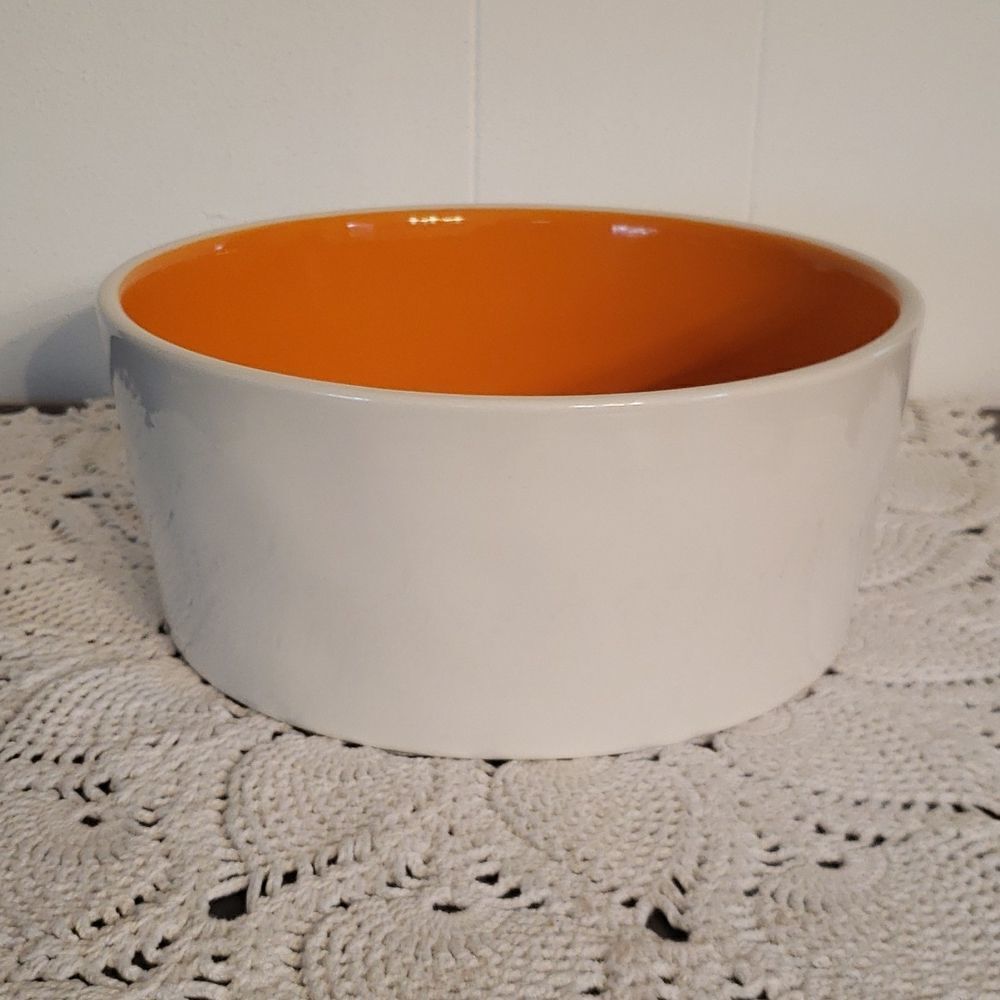 EUC Rae Dunn Pet Bowl / Pet Dish - "DINE" - Picture 2 of 6